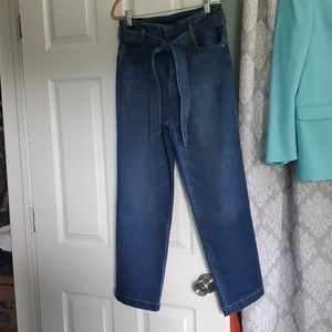 High waist jeans